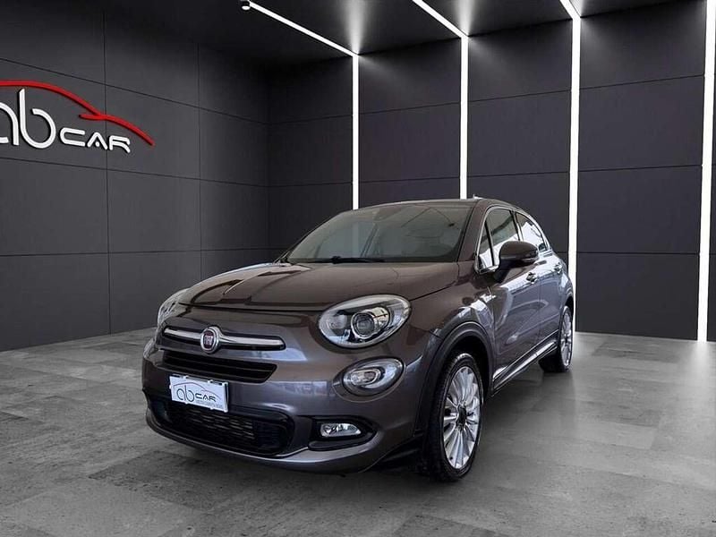 Usata Fiat 500X Lounge 95 CV (69 kW) 2016 Colore esterno (bronzo met.) SUV