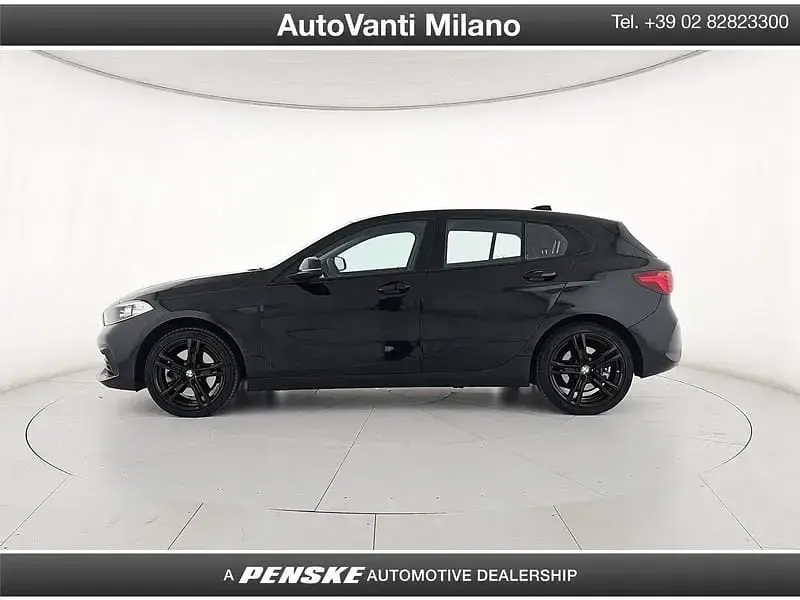 Usata BMW 120 Advantage 190 CV (139 kW) 2022 Nero Utilitaria