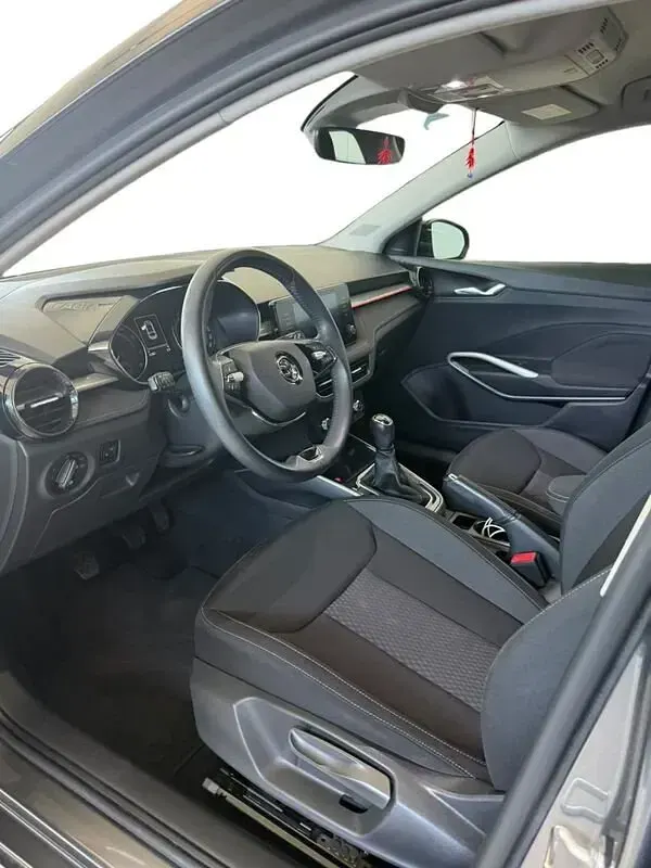 Usata Skoda Fabia Style 80 CV (58 kW) 2023 Grigio tetto nero Utilitaria