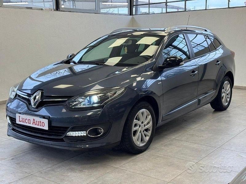 Usata Renault Mégane GrandTour 110 CV (80 kW) 2016 Grigio scuro Station wagon
