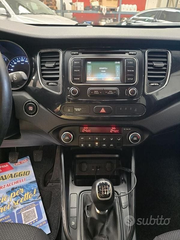 Usata Kia Carens 115 CV (84 kW) 2015 Bianco Monovolume
