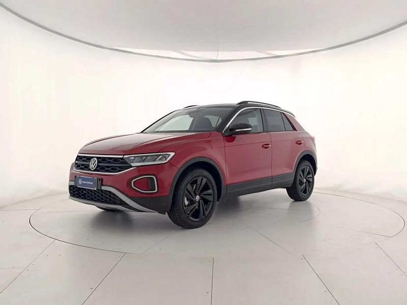 Kings red metallizzato nero Usata 2025 VW T-Roc Sportline SUV | 28.900 € (Ottimo prezzo) - Immagine 1/4