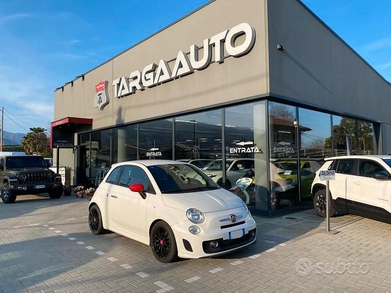 Usata Abarth 500 135 CV (99 kW) 2013 Bianco SUV