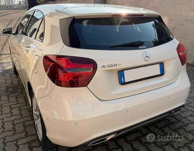 Usata Mercedes A180 109 CV (80 kW) 2016 Bianco Berlina