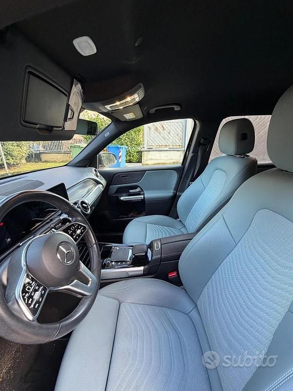 Usata Mercedes GLB180 136 CV (100 kW) 2023 Nero SUV