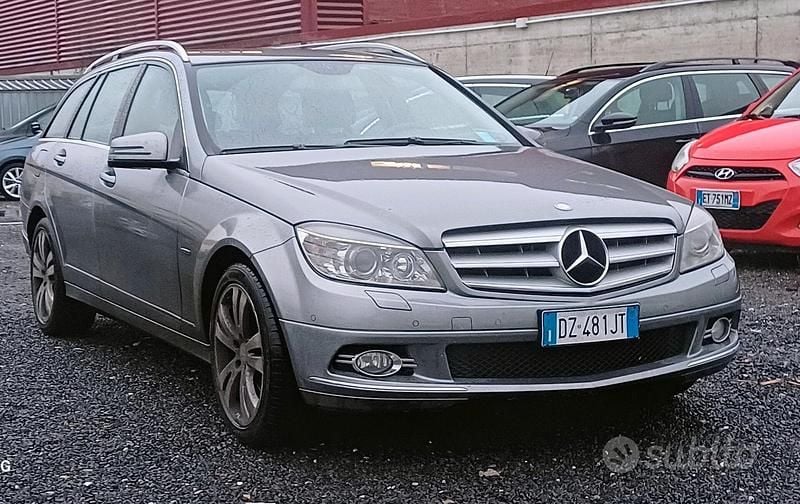 Usata Mercedes C220 Avantgarde 169 CV (124 kW) 2010 Grigio Station wagon