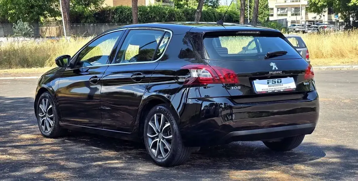 Usata Peugeot 308 GT-line 150 CV (110 kW) 2015 Other Berlina