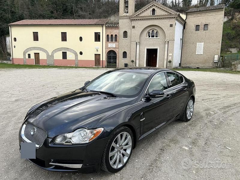 Usata Jaguar XF 240 CV (176 kW) 2011 Berlina
