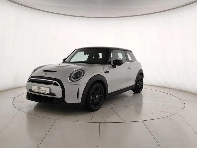 Usata Mini Cooper SE Essential 75 kW (102 CV) 2021 Bianco Utilitaria