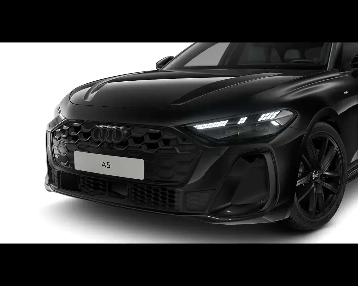Nuova Audi A5 S-Line 204 CV (150 kW) 2026 Nero mito metallizzato Station wagon