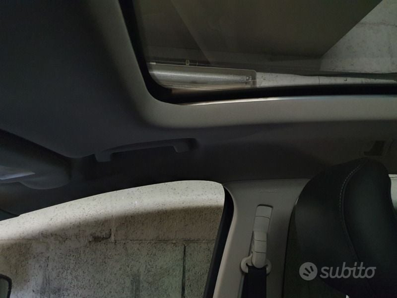 Usata Ford S-MAX Titanium 179 CV (131 kW) 2015 Monovolume