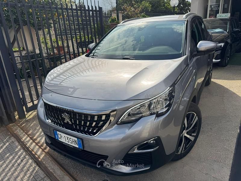 Usata Peugeot 3008 Allure 131 CV (96 kW) 2019 Gray SUV