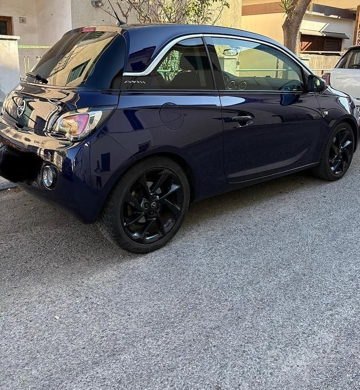 Usata Opel Adam Slam 116 CV (85 kW) 2015 Blu Utilitaria