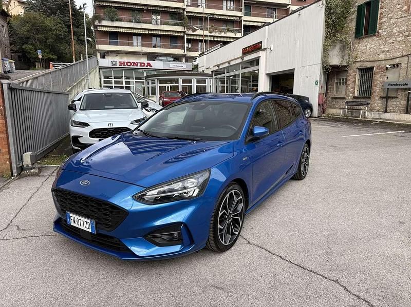 Usata Ford Focus ST-Line 120 CV (88 kW) 2019 Blu/azzurro Station wagon