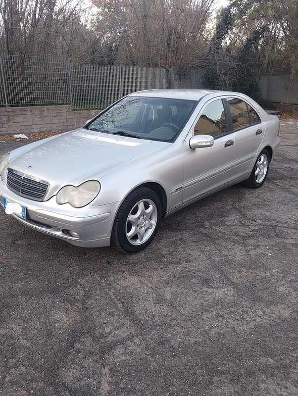 Usata Mercedes C200 Classic 116 CV (85 kW) 2002 Berlina