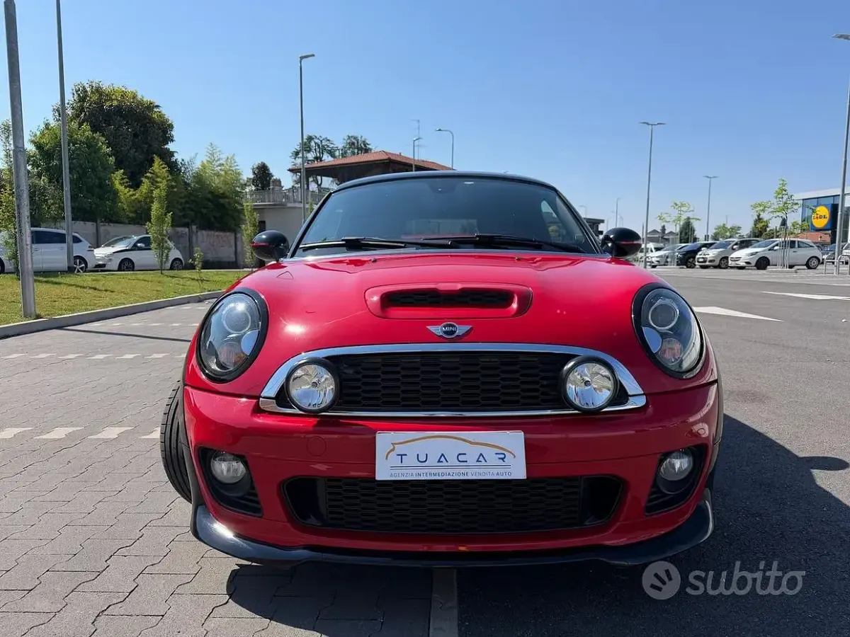 Usata Mini Cooper 183 CV (134 kW) 2012 Rosso Utilitaria