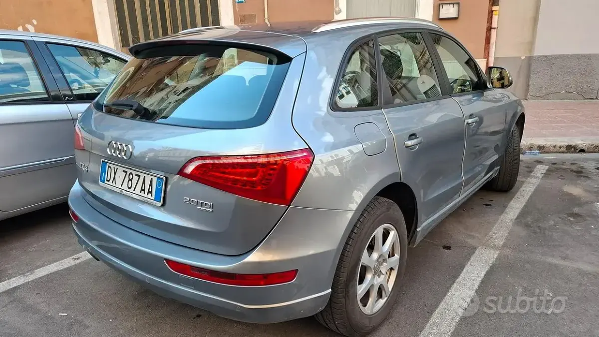 Usata Audi Q5 143 CV (105 kW) 2010 Grigio SUV