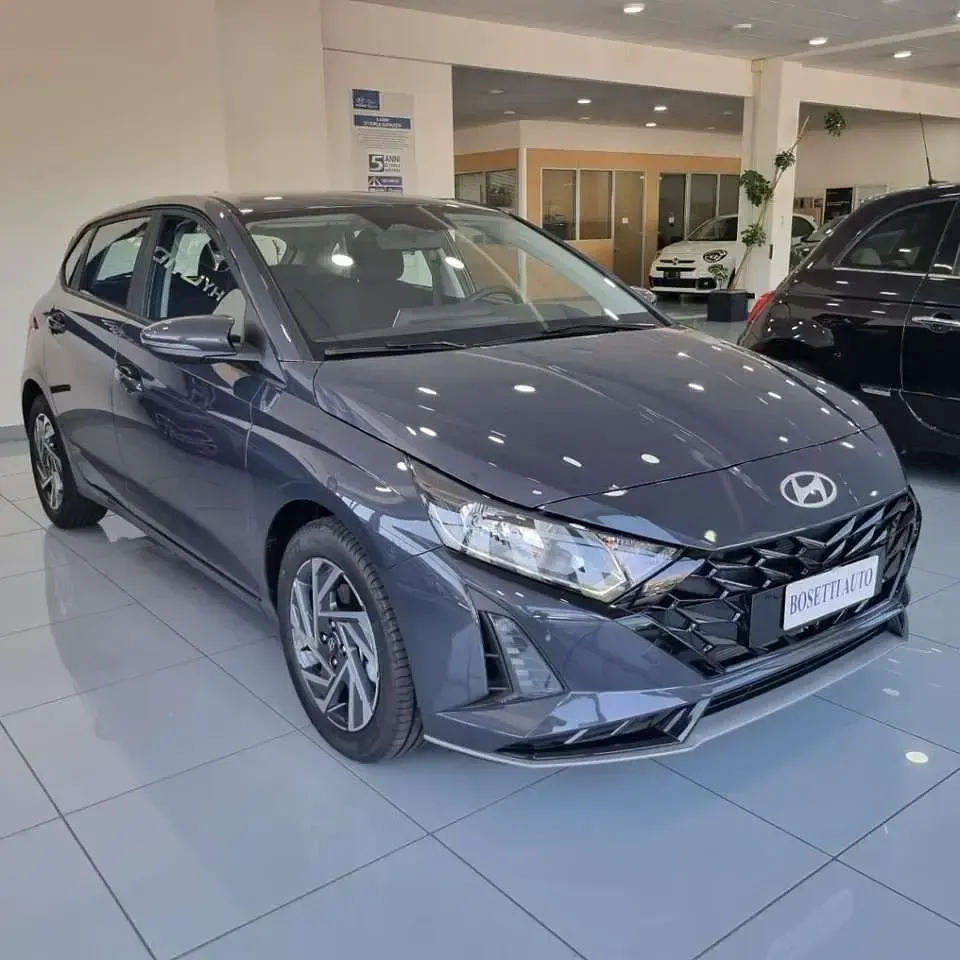 Nuova Hyundai i20 101 CV (74 kW) 2026 Grigio Utilitaria