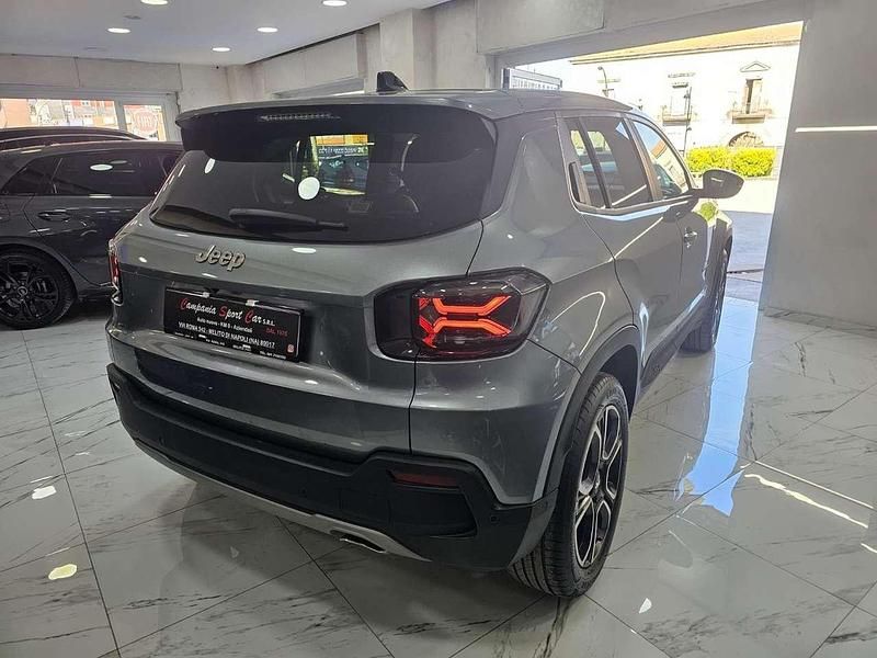 Usata Jeep Avenger Summit 101 CV (74 kW) 2025 Granite con tetto volcano SUV