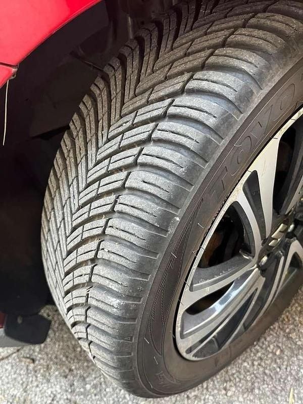 Usata Suzuki Swift 83 CV (61 kW) 2020 Rosso Berlina