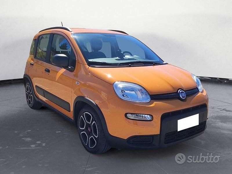 Usata Fiat Panda City Life 70 CV (51 kW) 2021 Arancione Utilitaria