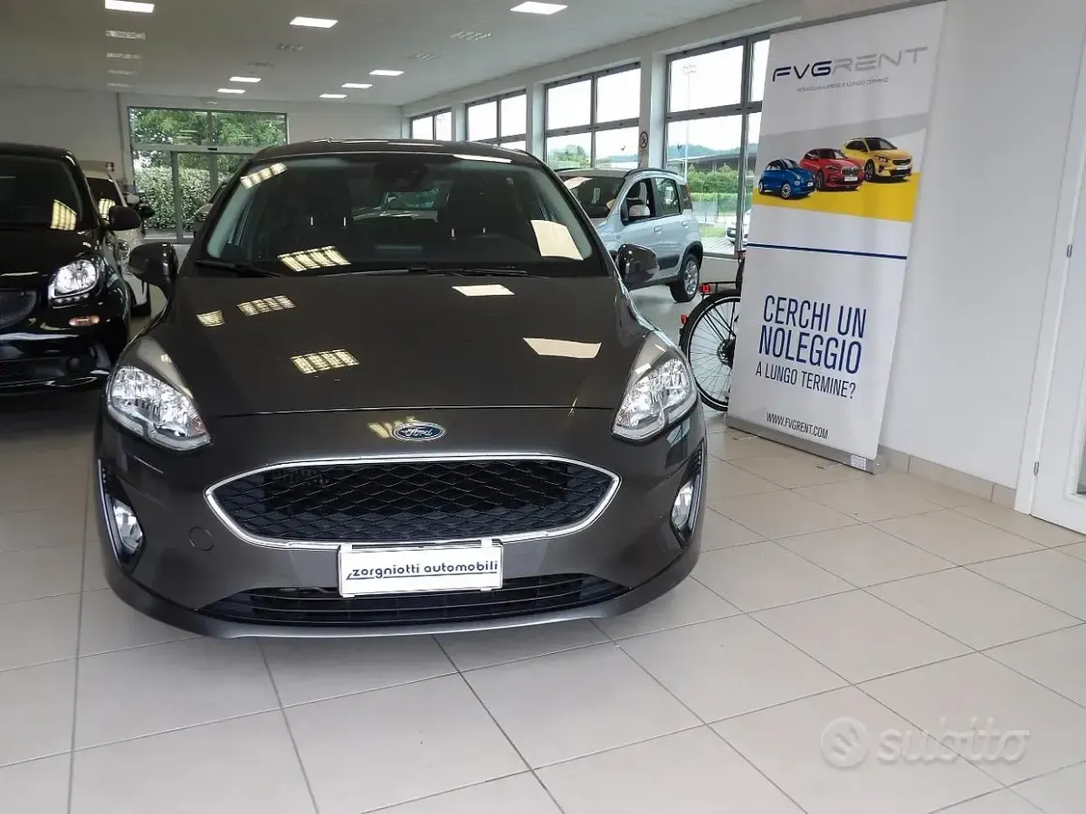 Usata Ford Fiesta Business Edition 86 CV (63 kW) 2020 Grigio Utilitaria