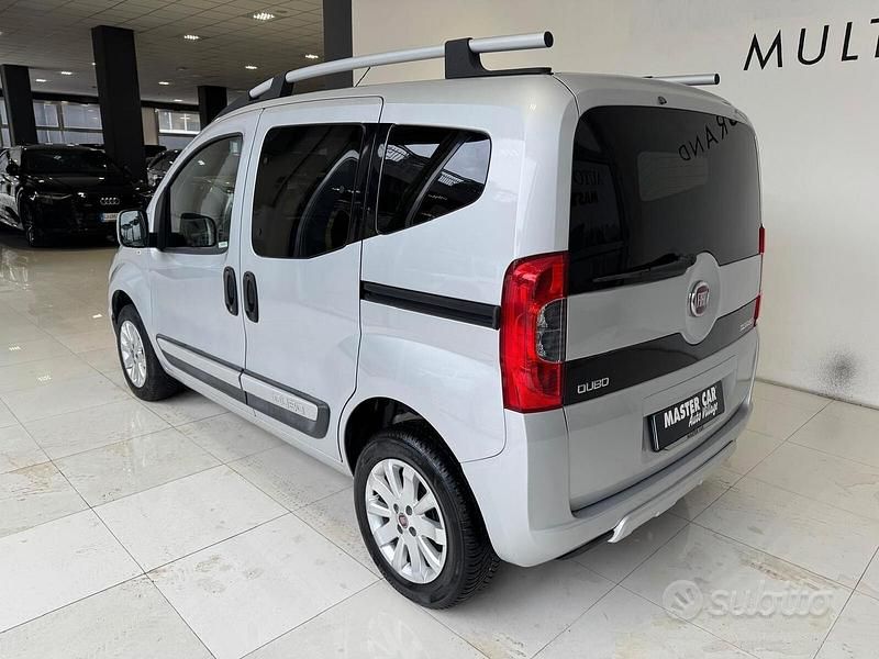 Usata Fiat Qubo Trekking 95 CV (69 kW) 2016 Grigio Monovolume