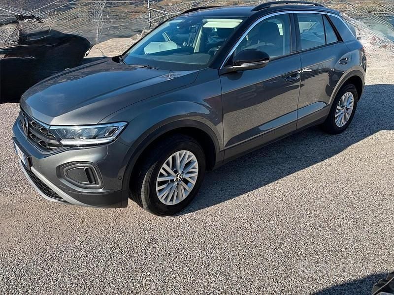 Usata VW T-Roc Edition 110 CV (80 kW) 2022 Grigio SUV