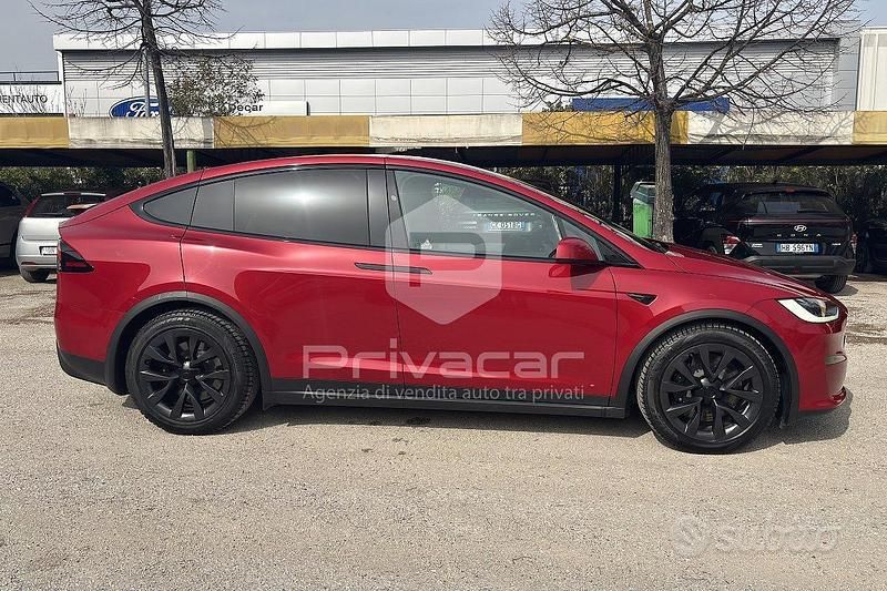 Usata Tesla Model X Plaid 759 kW (1033 CV) 2023 Rosso SUV