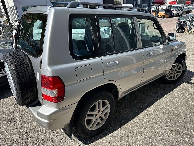 Usata Mitsubishi Pajero 114 CV (83 kW) 2003 Argento SUV