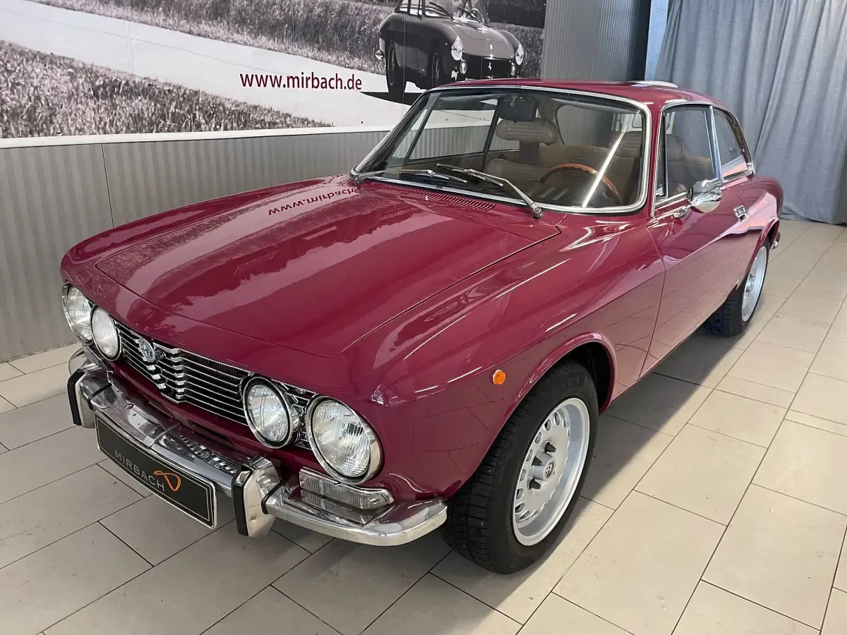 Usata Alfa Romeo 2000 Veloce 131 CV (96 kW) 1972 Altri Coupé