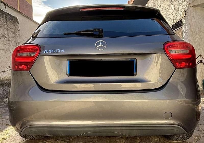 Usata Mercedes A160 SE 82 CV (60 kW) 2017 Monovolume