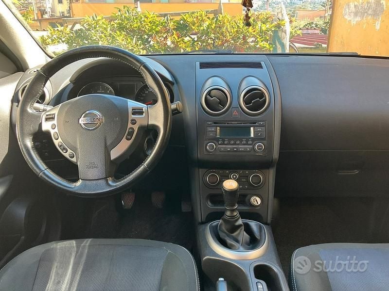 Usata Nissan Qashqai N-TEC 115 CV (84 kW) 2011 SUV