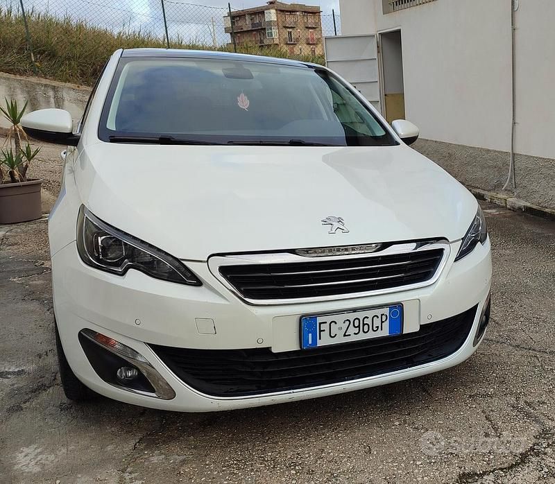 Usata Peugeot 308 120 CV (88 kW) 2015 Bianco Berlina