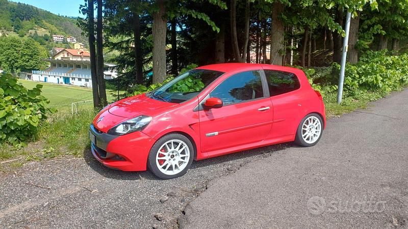 Usata Renault Clio III R.S. 203 CV (149 kW) 2010 Rosso Berlina