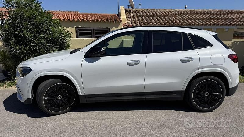 Occasion Mercedes GLA200 AMG Line Premium 150 ch (110 kW) 2024 Blanc SUV