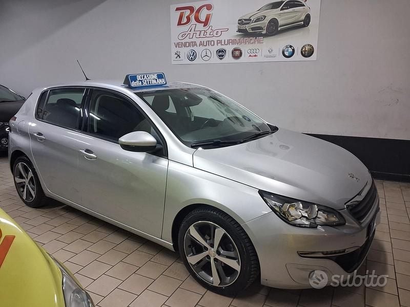 Usata Peugeot 308 99 CV (72 kW) 2016 Grigio Berlina