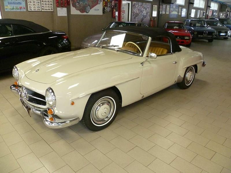 Usata Mercedes 190 105 CV (77 kW) 1962 Beige Berlina