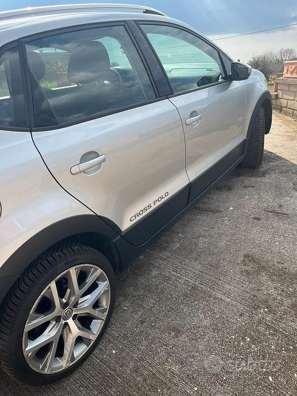 Usata VW Polo Cross 2016 Grigio Utilitaria