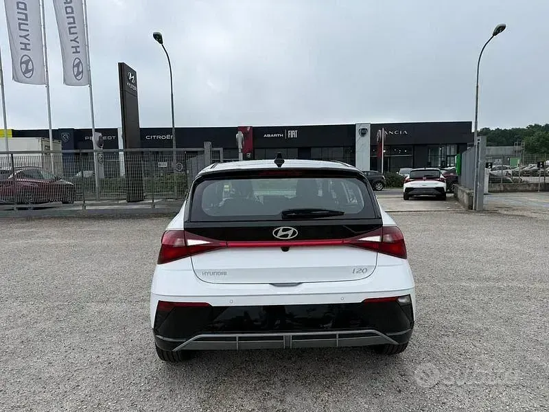 Novo Hyundai i20 2026 Branco Citadino
