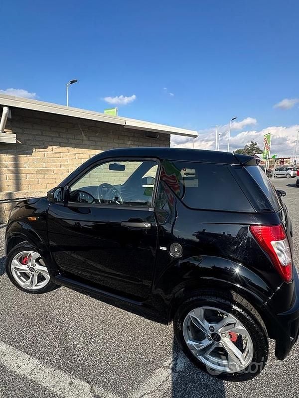 Usata Ligier JS50 2024 Nero Utilitaria