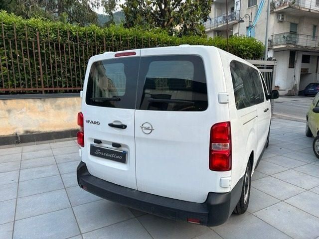 Usata Opel Zafira Life 120 CV (88 kW) 2021 Bianco pastello Monovolume