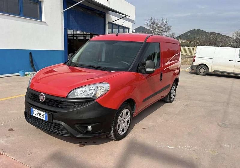 Usata Fiat Doblò 95 CV (69 kW) 2015 Monovolume