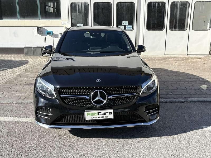 Usata Mercedes GLC43 AMG AMG 367 CV (269 kW) 2019 Obsidianschwarz  metalliclack SUV