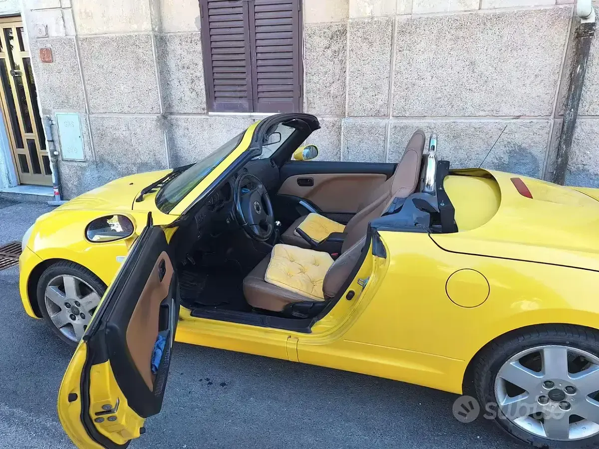 Usata Daihatsu Copen 87 CV (63 kW) 2007 Giallo Cabrio