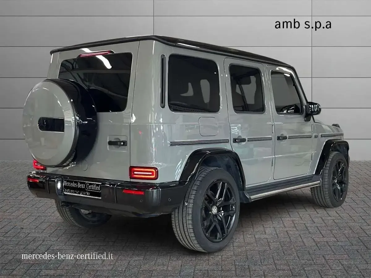Usata Mercedes G400 AMG line 330 CV (242 kW) 2023 Grigio SUV
