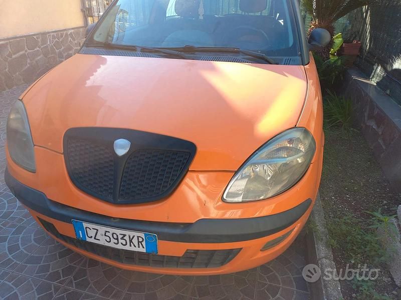 Usata Lancia Ypsilon 80 CV (58 kW) 2005 Utilitaria