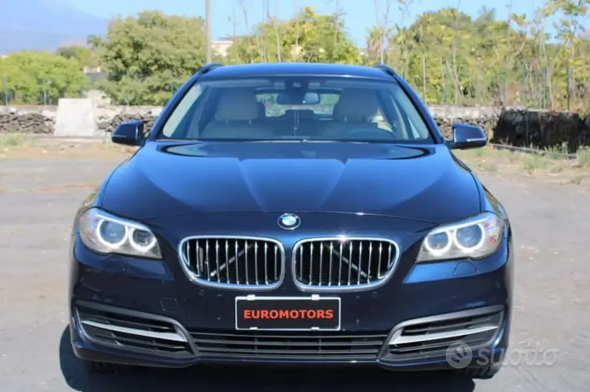Usata BMW 525 218 CV (160 kW) 2014 Blu Berlina