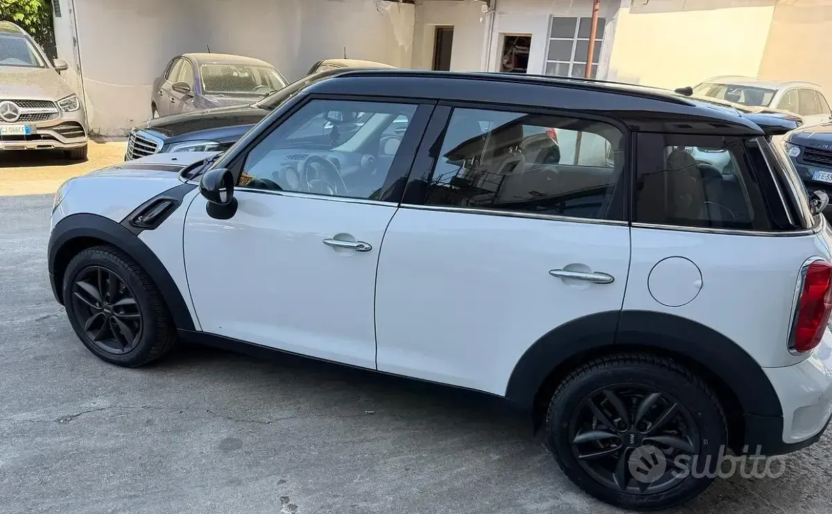 Usata Mini Cooper S Countryman 184 CV (135 kW) 2011 Bianco SUV