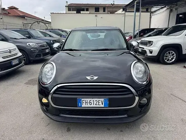 Usata Mini One D 95 CV (69 kW) 2017 Nero Utilitaria